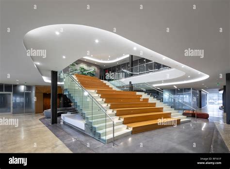 the grandz commercial center building|Office Spaces .